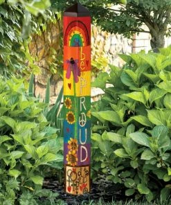 Studio M Be Proud Art Pole