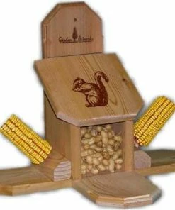 Garden Artworks Squirrel Feeder Combo-Munch Box And Corn Squirrel Feeders