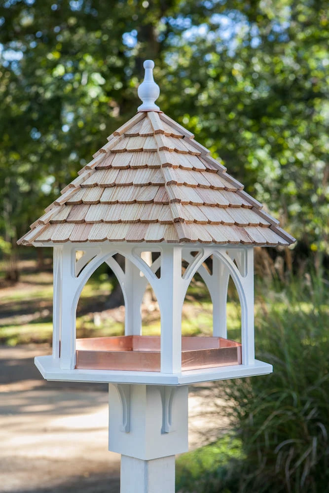 Heartwood Grande Gazebo Fly-Thru Bird Feeder 3 Heartwood Grande Gazebo Fly-Thru Bird Feeder